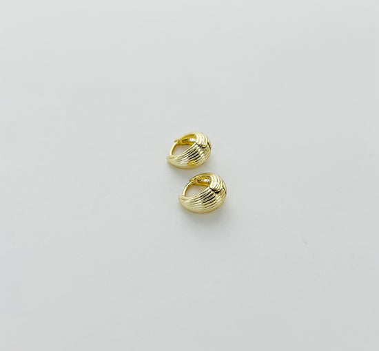 Tear Drop Textured Dainty Hoops