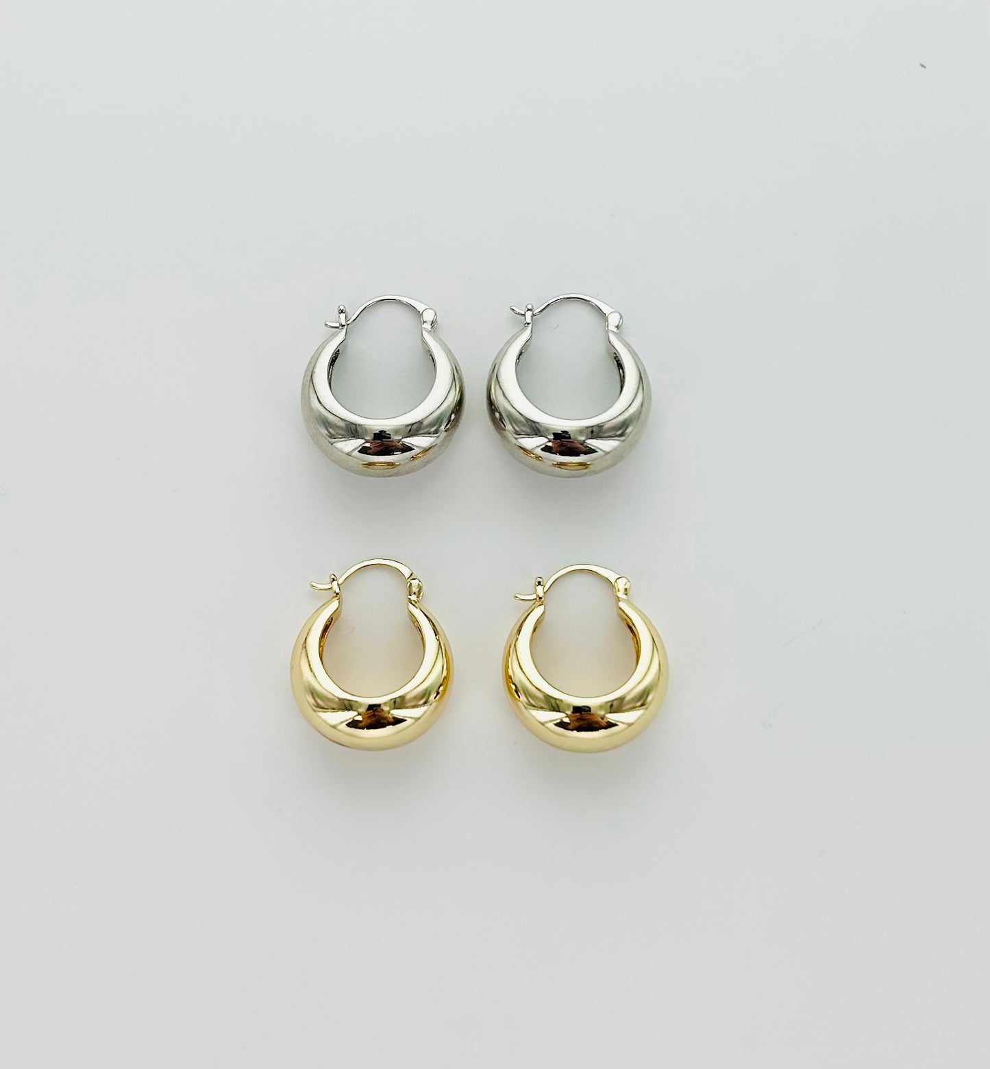 Everyday Scoop Earrings