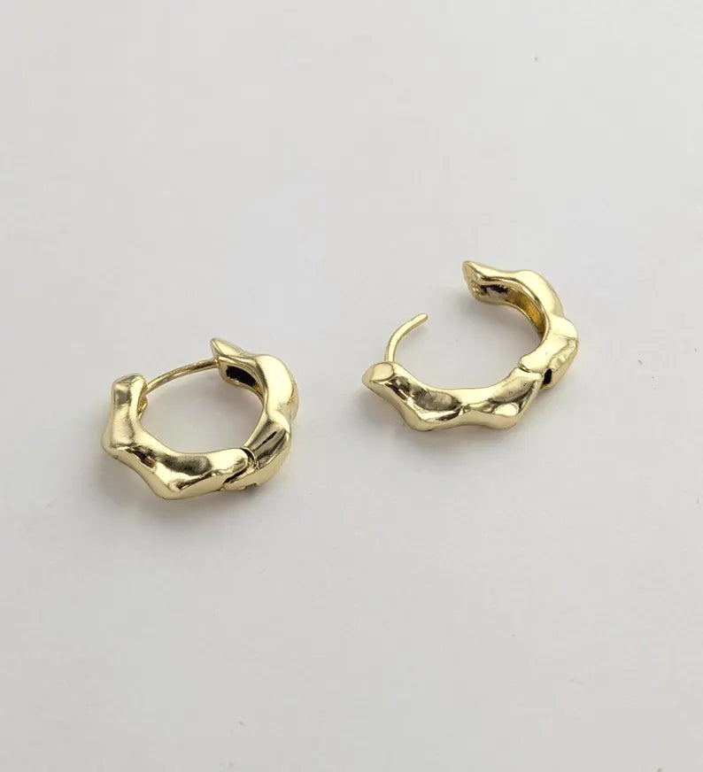 Sculpted Chunky Hoops