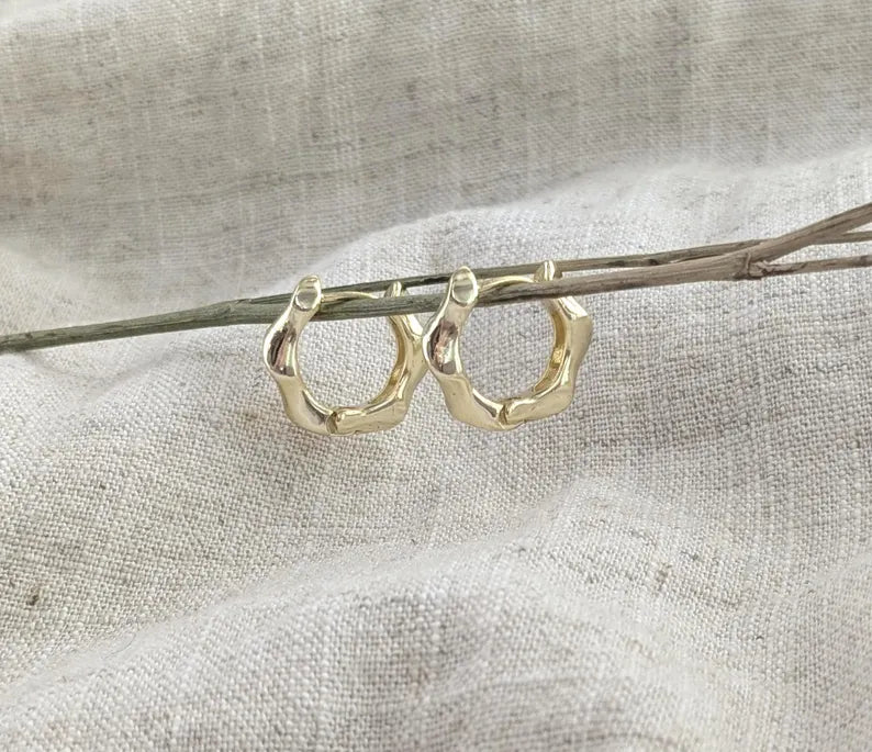 Sculpted Chunky Hoops