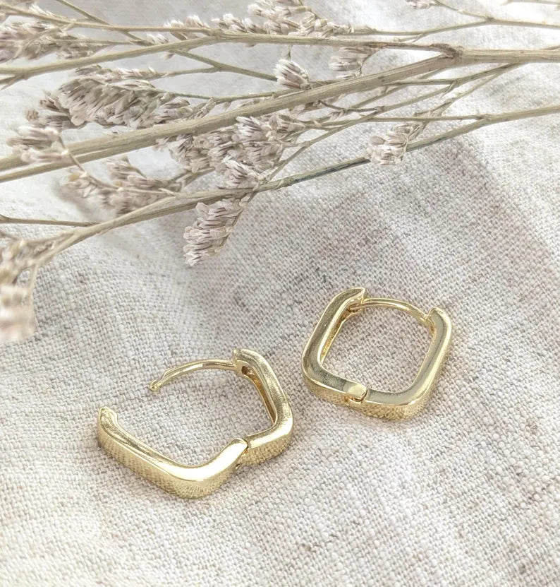 Bold Square Hoops